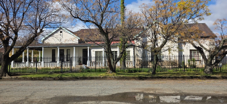 7 Bedroom Property for Sale in Steynsrus Free State